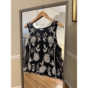 Ultra Pink Floral Top Black White Stretch Large